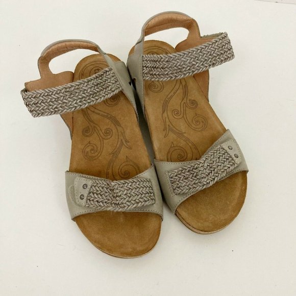 Taos Shoes - Taos Bonnie Sandals Women's 39 US 8-8.5 Gray Leather Hook Loop Closure Braided